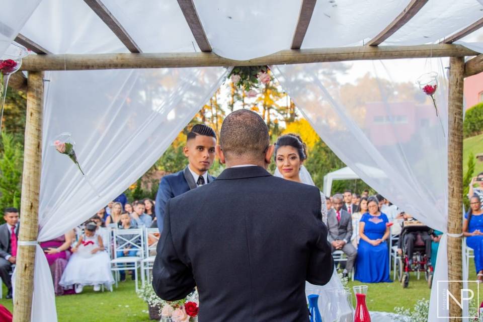 Moisés Ricardo Celebrante