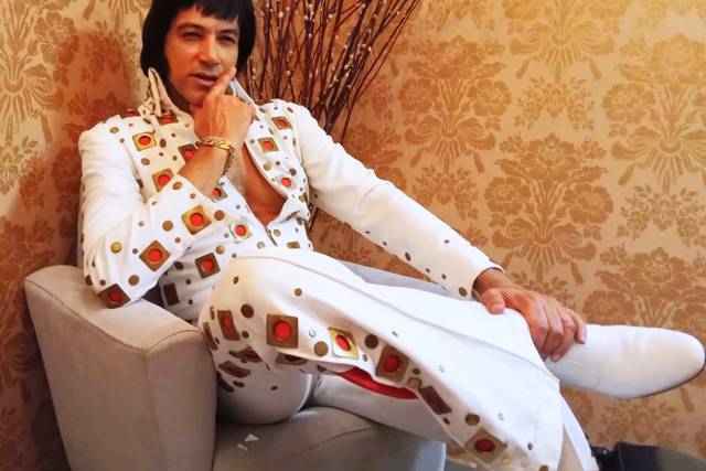 Mark Rio Elvis Cover