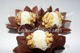 Brigadeiro branco com nozes