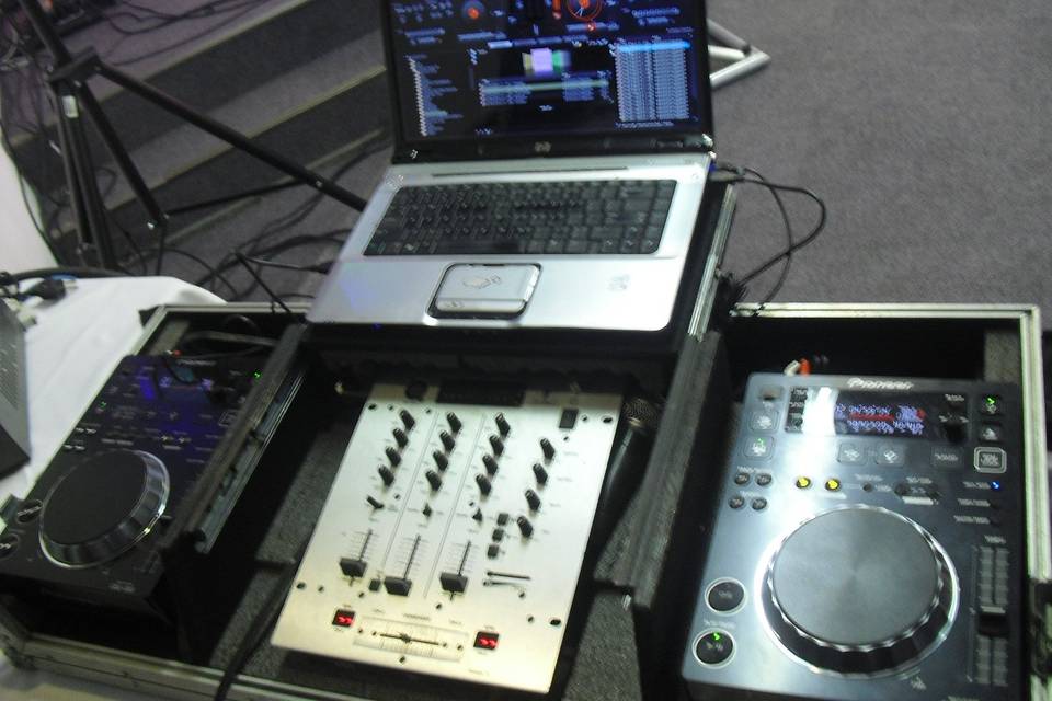 DJ CDJ Mixer