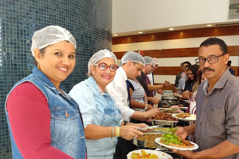 Arroz com castanhas e uvas pas