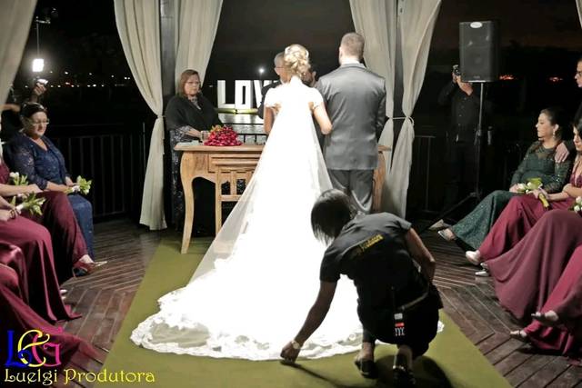 Novos no altar
