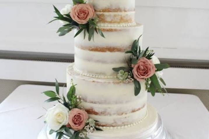 Semi Naked Cake