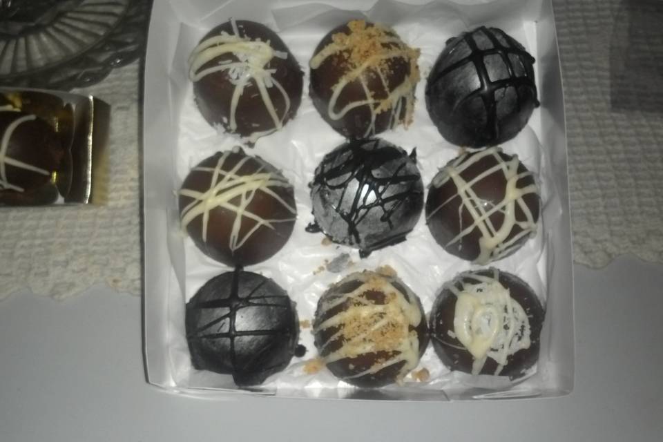 Mini trufas sabores do brasil