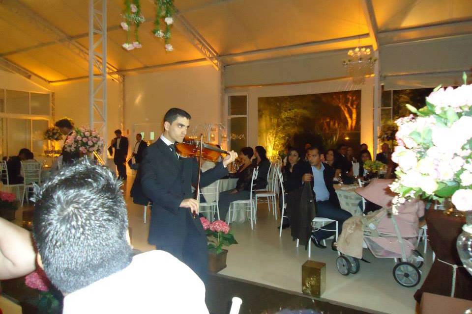 Cortejo com violinos