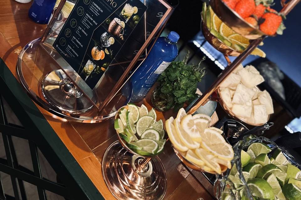 Bar Completo, Personalizado