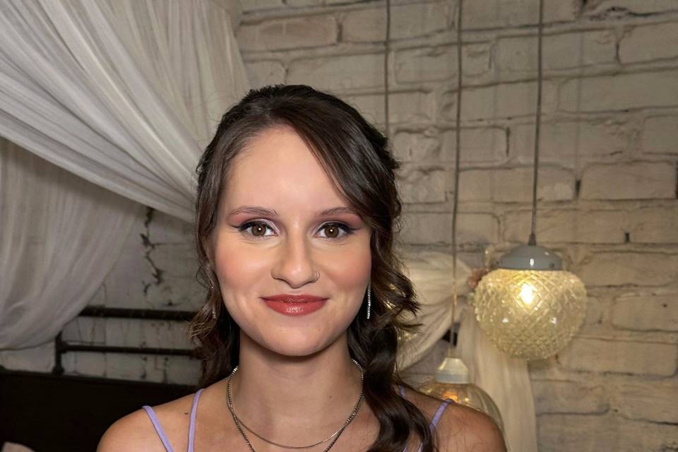 Laiz M. Bernardes Make up