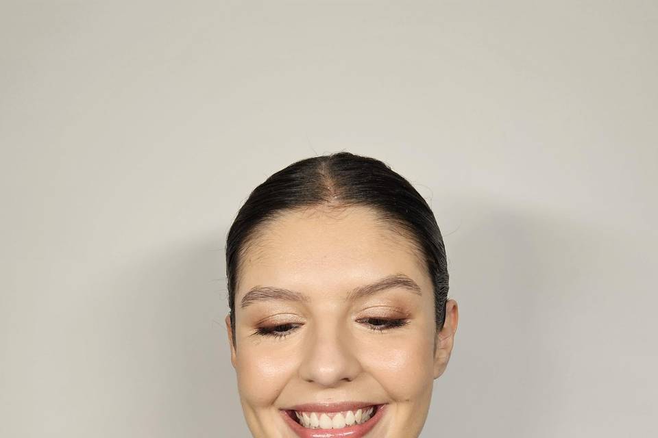 Laiz M. Bernardes Make up
