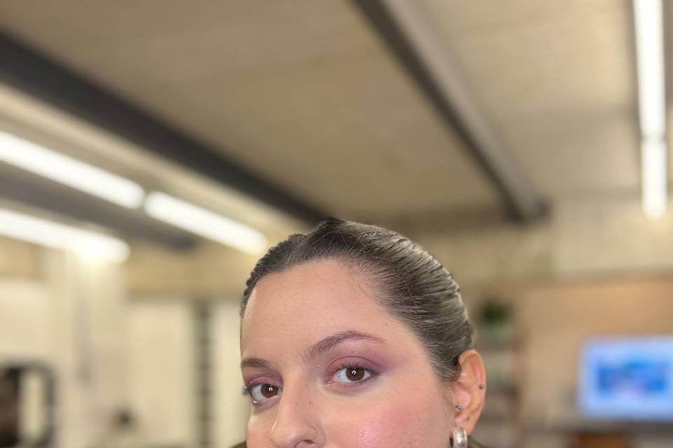 Laiz M. Bernardes Make up