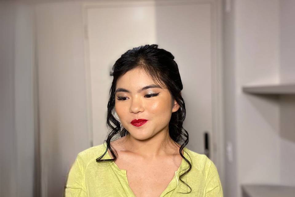 Laiz M. Bernardes Make up