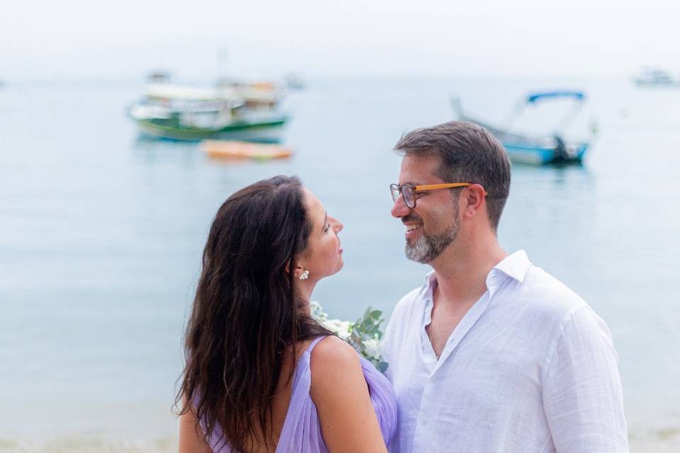 Casamento pé na areia Paraty