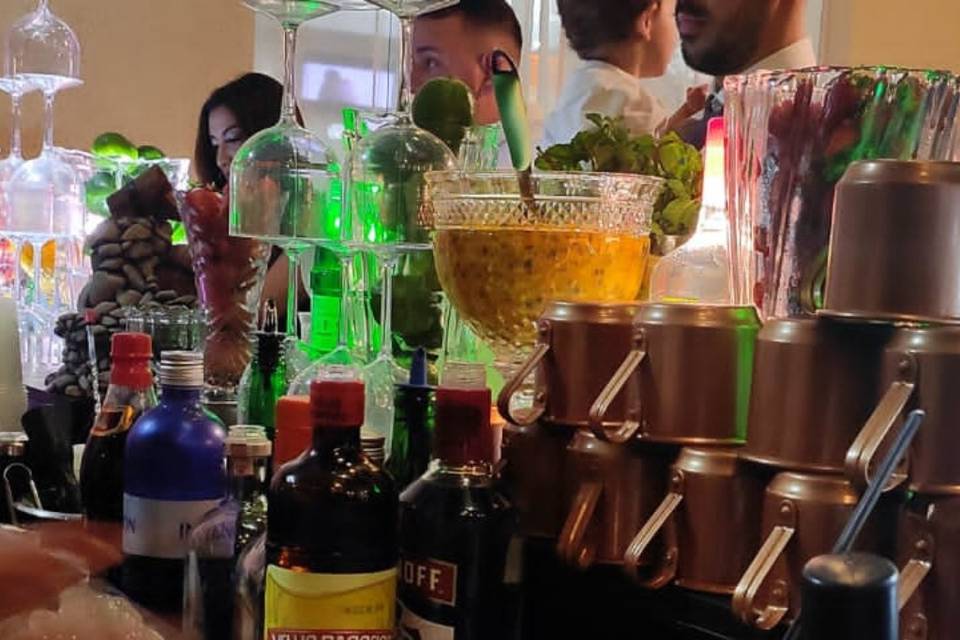 Serviço de bartenders em coti