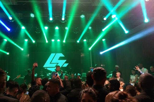 Estrutura show