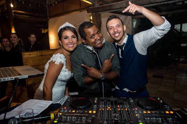 DJ Leandro Mendes