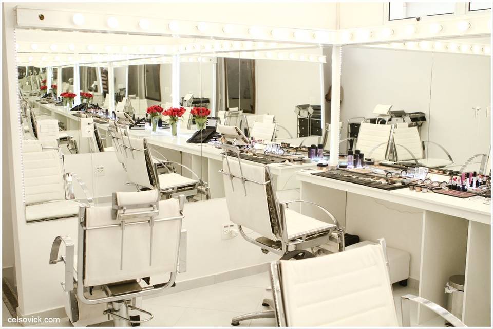 Studio de maquiagem e penteado