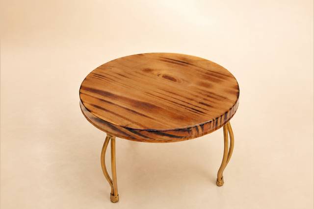 Suporte redondo de mesa dourad