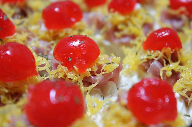 Canapé de presunto