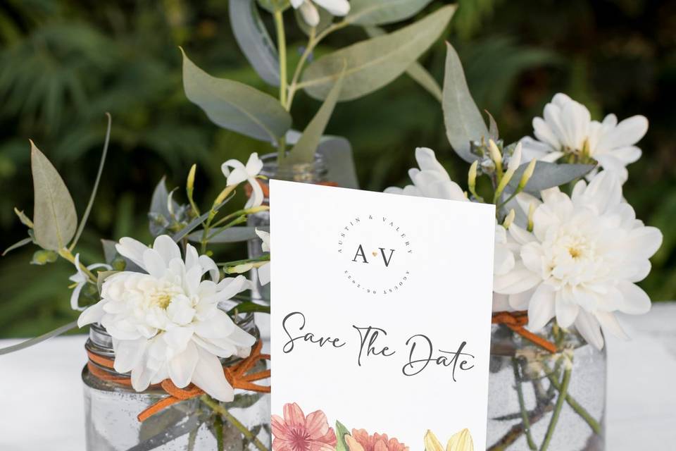 Save the date com monograma.