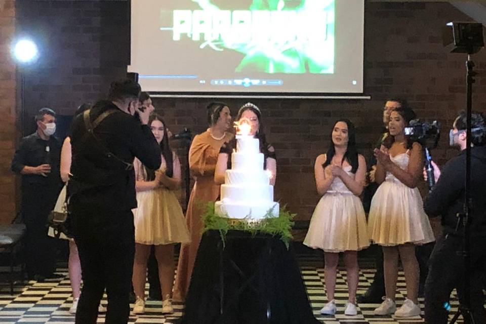 Parabens da debutante