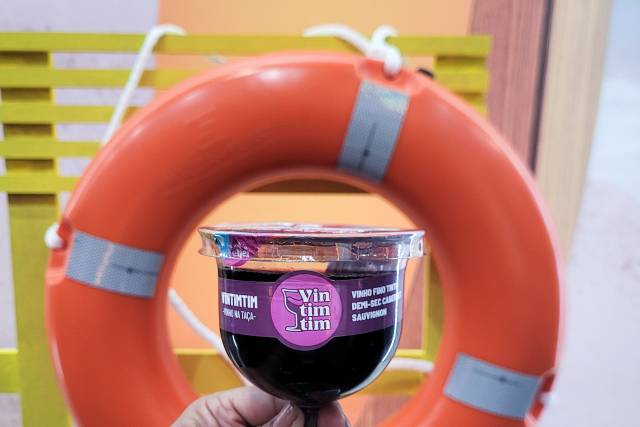 Vinho na taça