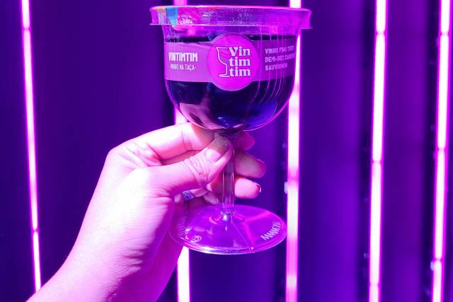 Vinho direto na taça