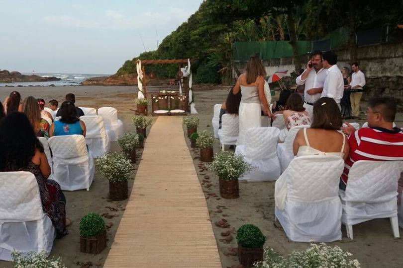 Cerimônia na praia de Itanhaém