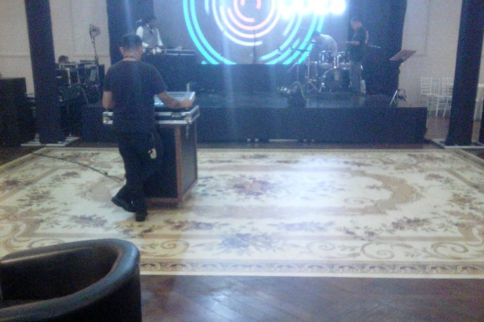 Pista instalada Buffet Torres