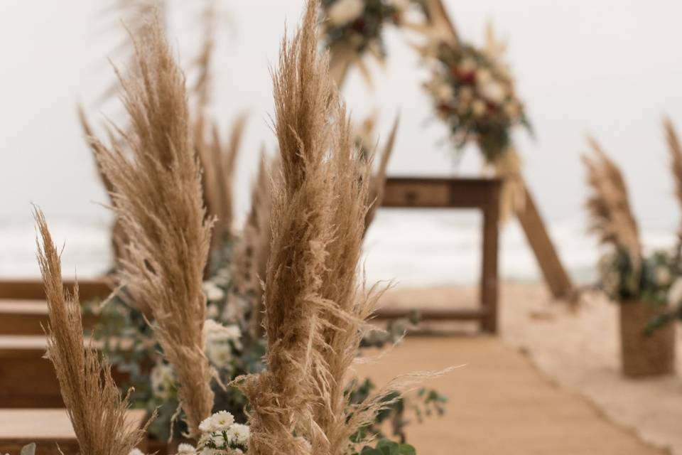 Cerimônia Boho na praia