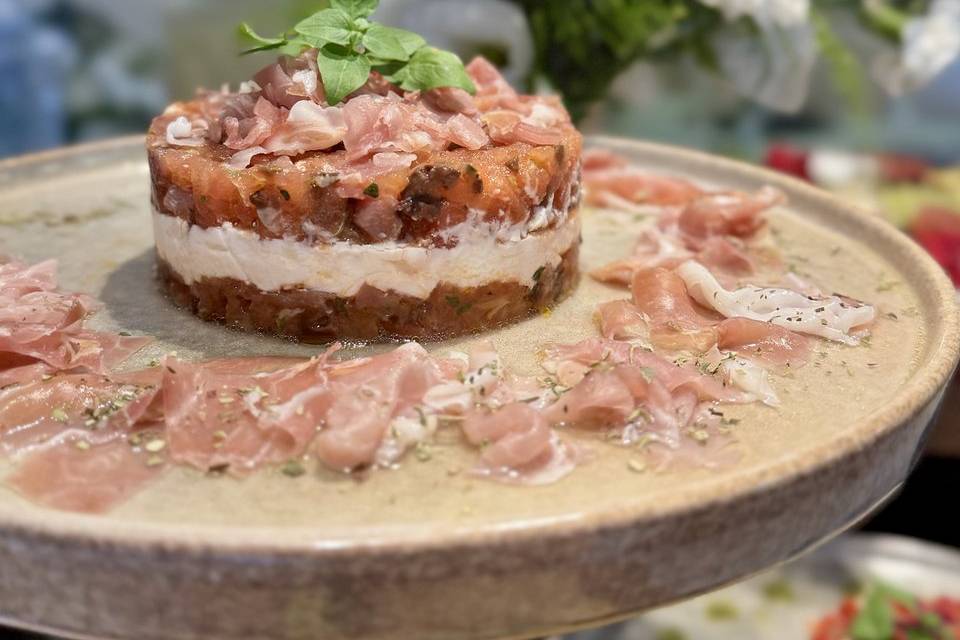 Tartar de tomate e parma