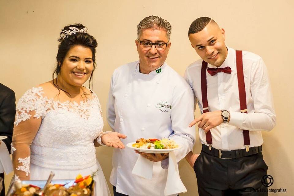 Chef Paulo Tavares e noivos