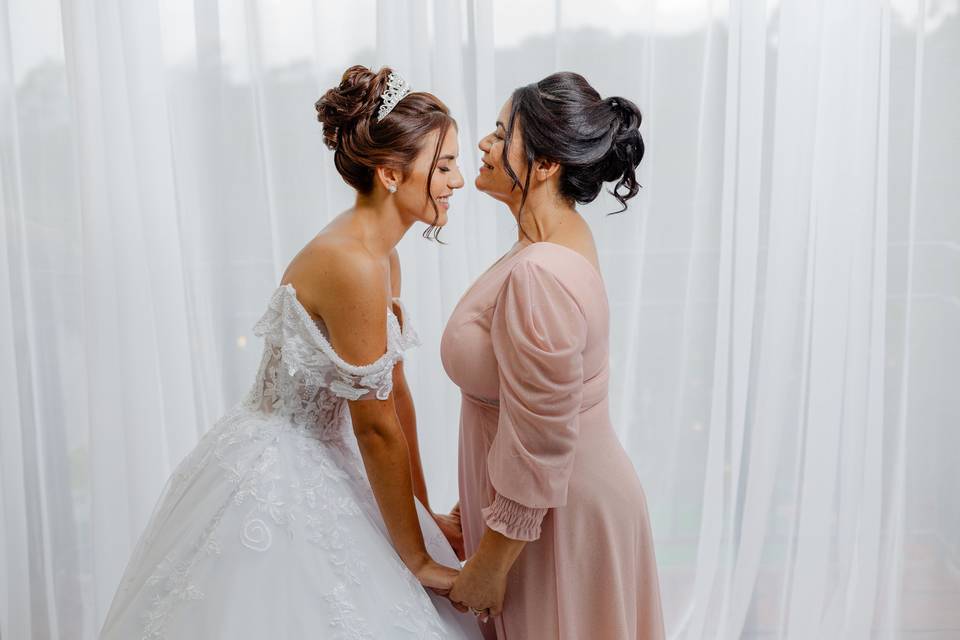 Noiva e Mãe