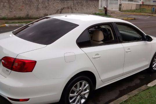 Jetta branco interiorcaramelo