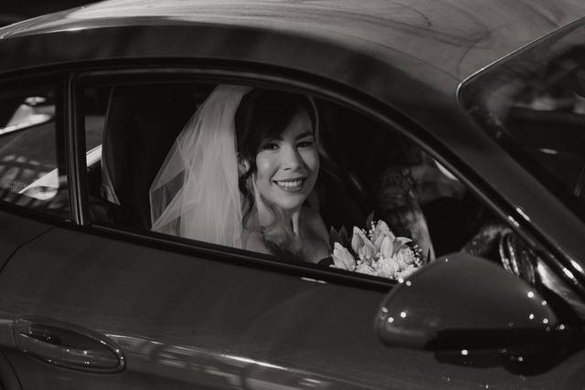 Noiva no carro