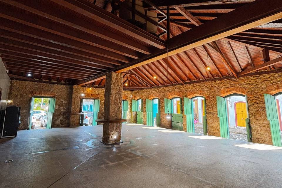 Piso em Granito Amplo