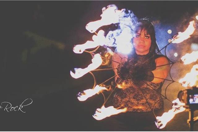 Leque de fogo (fire fan)