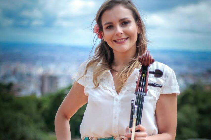 Emiíia Neves - Violoncelo