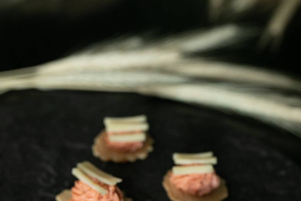 Canapé de tomate seco