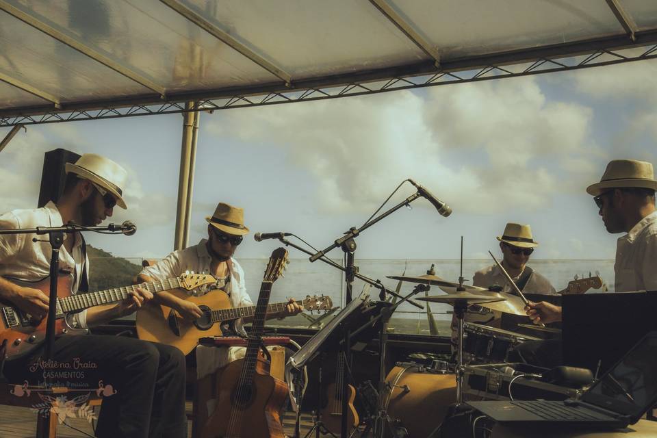 Banda Ateliê na Praia