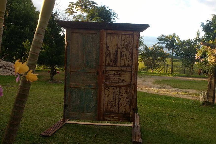 Porta p/ casamento no campo