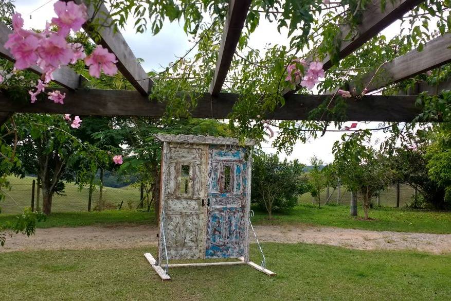 Porta p/ casamento no campo