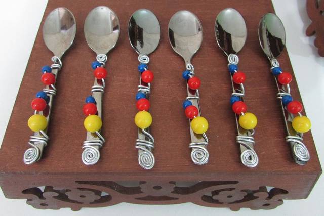 Colheres decoradas