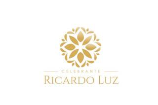 Celebrante Ricardo Luz