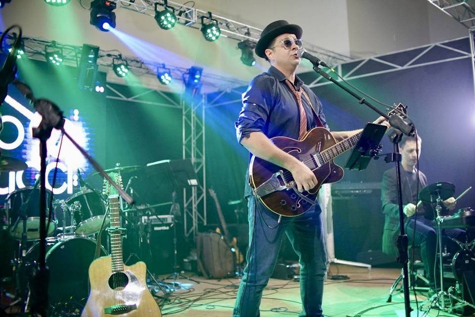 Bruno Pagliacci Acústico