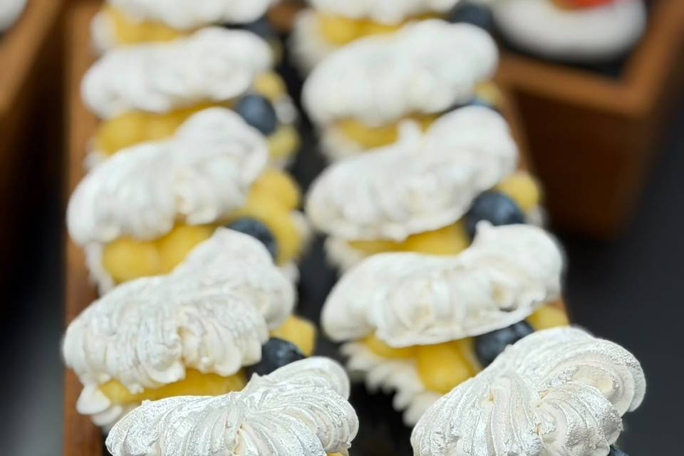 Mini Pavlova