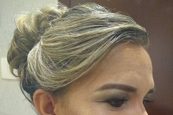 Penteado & make