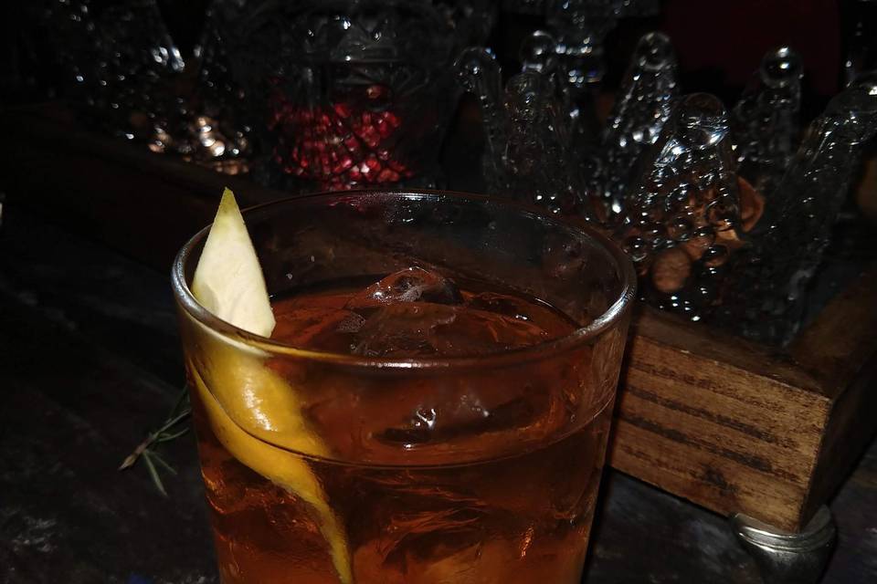 Old Fashioned - HM Drinks