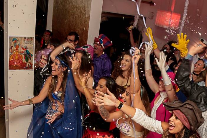 Casamento a Fantasia Surpresa