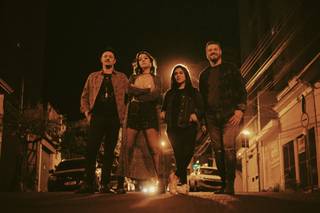 Banda Barbie Kills