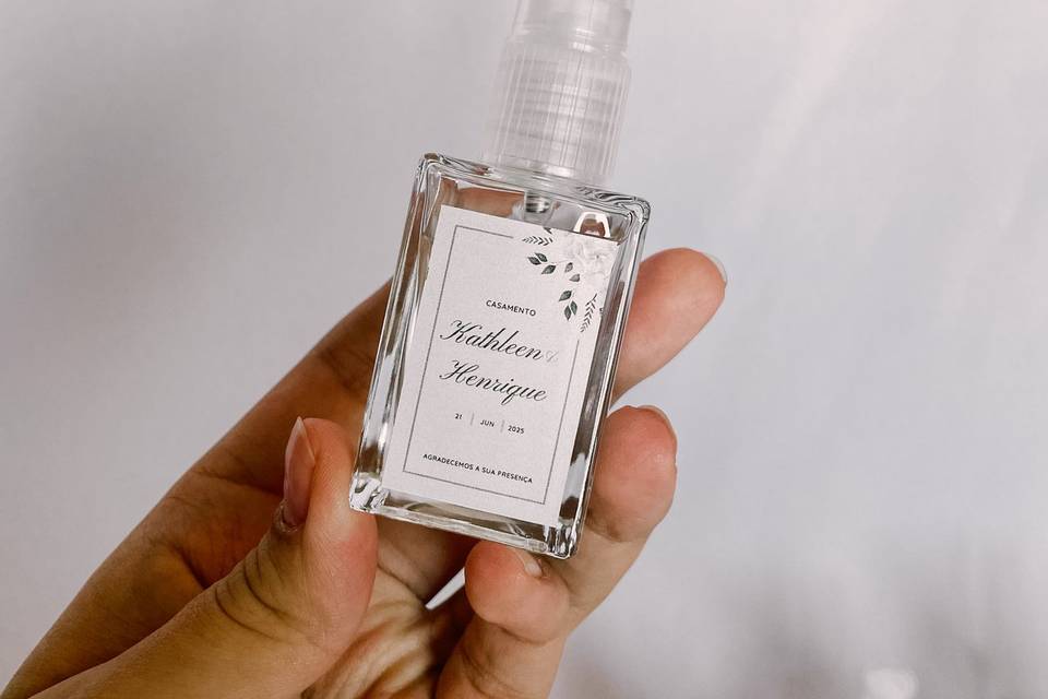 Mini home spray