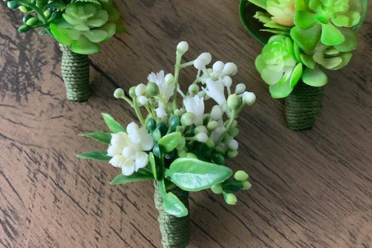 Boutonniere Lapelas